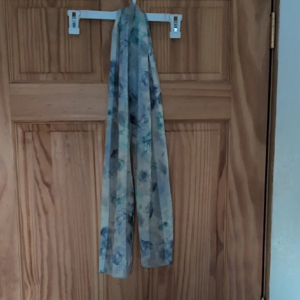 Floral Patterned Scarf - Picture 1 of 2